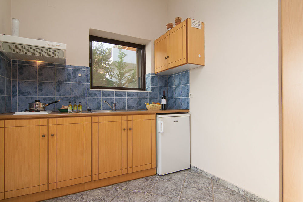Skinos Apartments And Studios Плакіас Екстер'єр фото